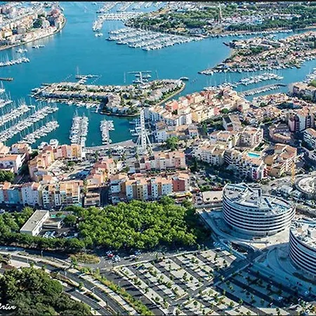 T2 Avec Parking Et Animaux Admis, Capacite 4, Cap D'agde - Fr-1-749-83